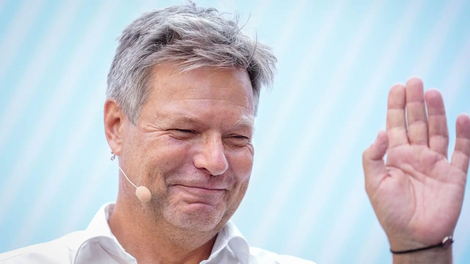 Robert Habeck will zu Bürgerinnen und Bürgern nach Hause kommen. (Archivbild) (Foto: Kay Nietfeld/dpa)