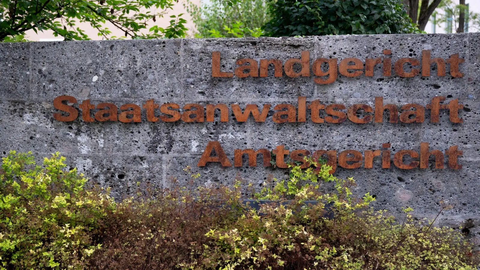 Das Landgericht Traunstein folgte den Anträgen von Staatsanwaltschaft und Verteidigung. (Symbolbild) (Foto: Sven Hoppe/dpa)