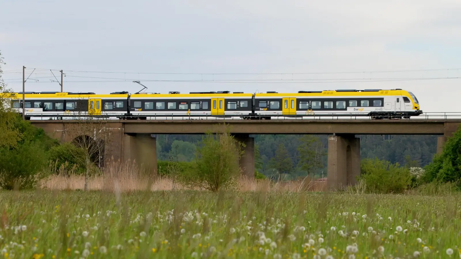 Der RE90 fällt im September für eine Woche zwischen Nürnberg und Crailsheim aus. (Foto: Johannes Hirschlach)