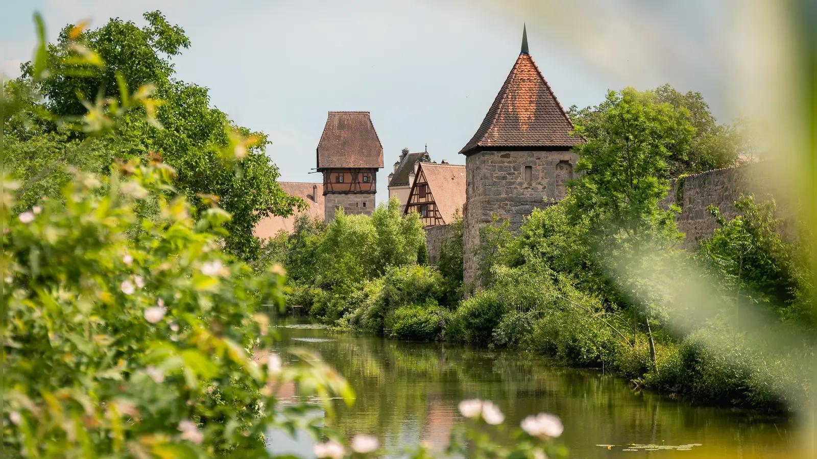 Idyll an der Wörnitz: Mehr als 100.000 Fotos wie dieses Motiv von Dinkelsbühl wurden heuer auf der Social-Media-Plattform Instagram veröffentlicht. (Foto: Dominik Kempf)