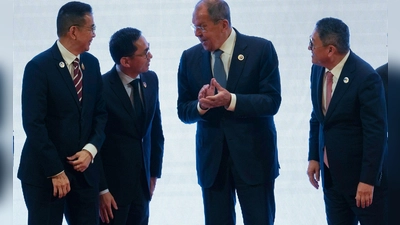 Der russische Außenminister Sergej Lawrow warnte in Laos vor einer „eskalierenden Konfrontation“ in Südostasien. (Foto: Sakchai Lalit/AP)
