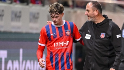 Für welche A-Nationalmannschaft Paul Wanner (l) vom 1. FC Heidenheim aufläuft, ist weiter offen. (Foto: Harry Langer/dpa)