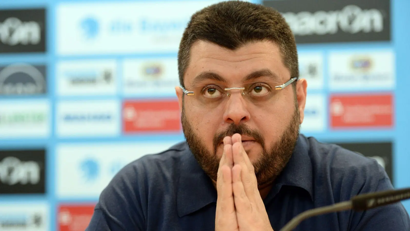 Der Investor von TSV 1860 München, Hasan Ismaik, spricht auf einer Pressekonferenz. (Foto: Andreas Gebert/dpa/Archivbild)