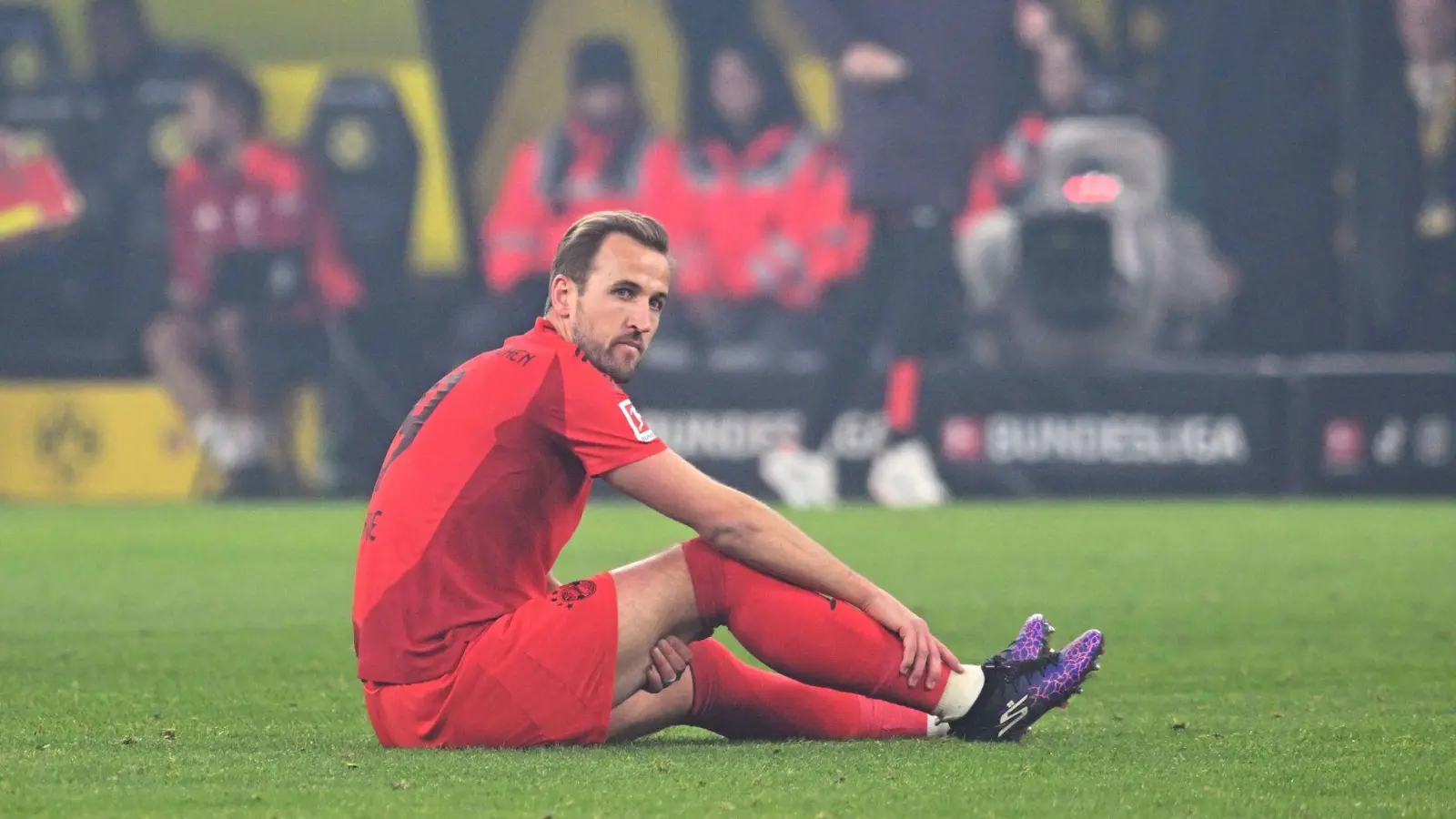 Harry Kane erlitt in Dortmund einen Muskelfaserriss (Foto: Bernd Thissen/dpa)