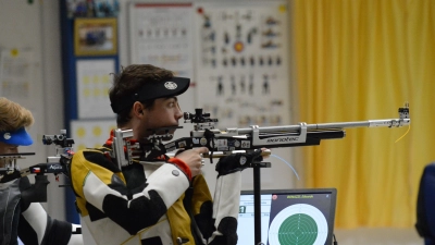 Edoardo Bonazzi, hier bei einem Ligawettkampf im Vorjahr, verpasste bei den Spielen in Paris das Finale mit dem Luftgewehr nur knapp. (Foto: Alexander Keck)