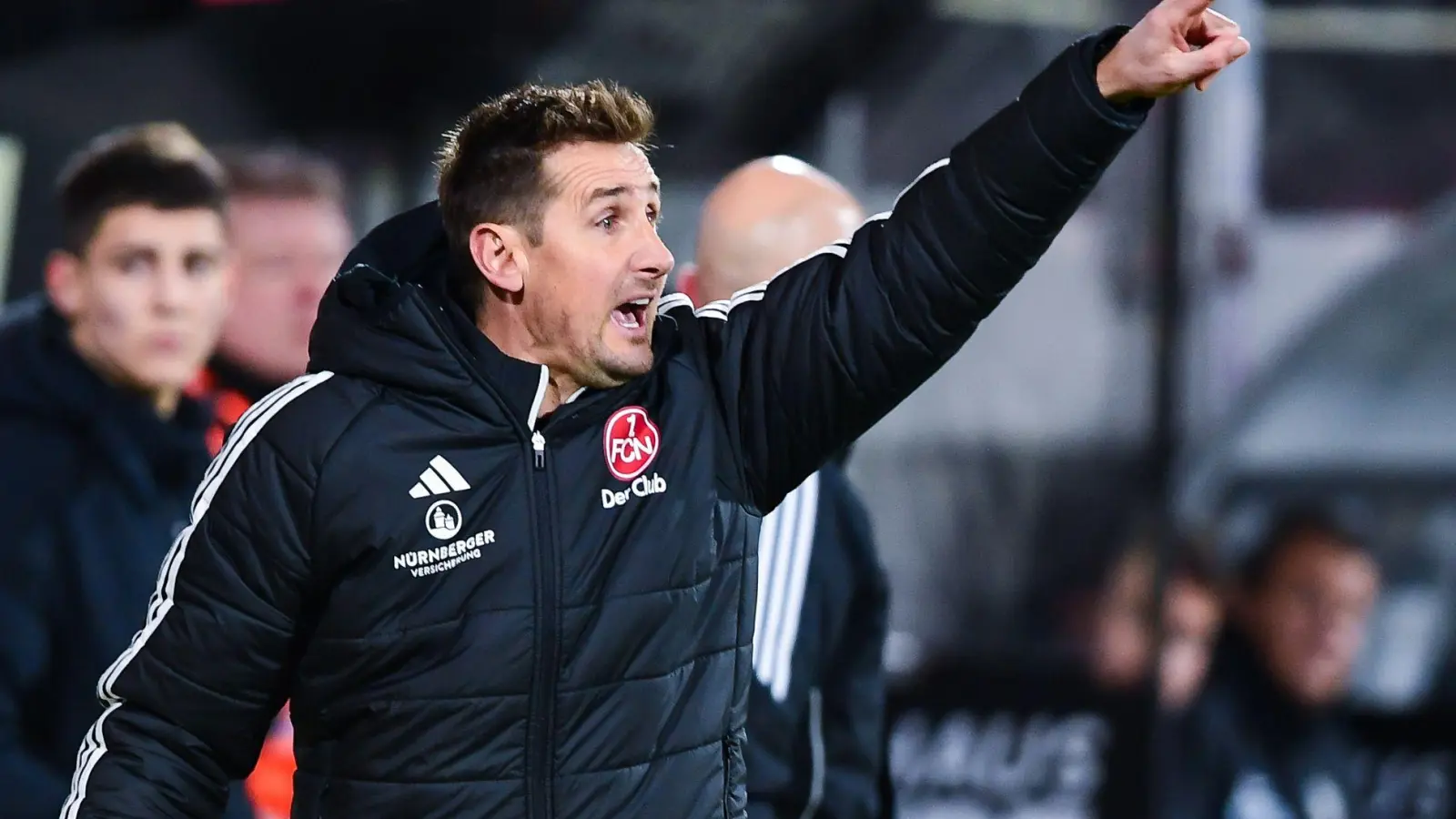 Miroslav Klose steckt mit dem 1. FC Nürnberg in einer Ergebniskrise.  (Foto: Silas Schueller/DeFodi Images/dpa)