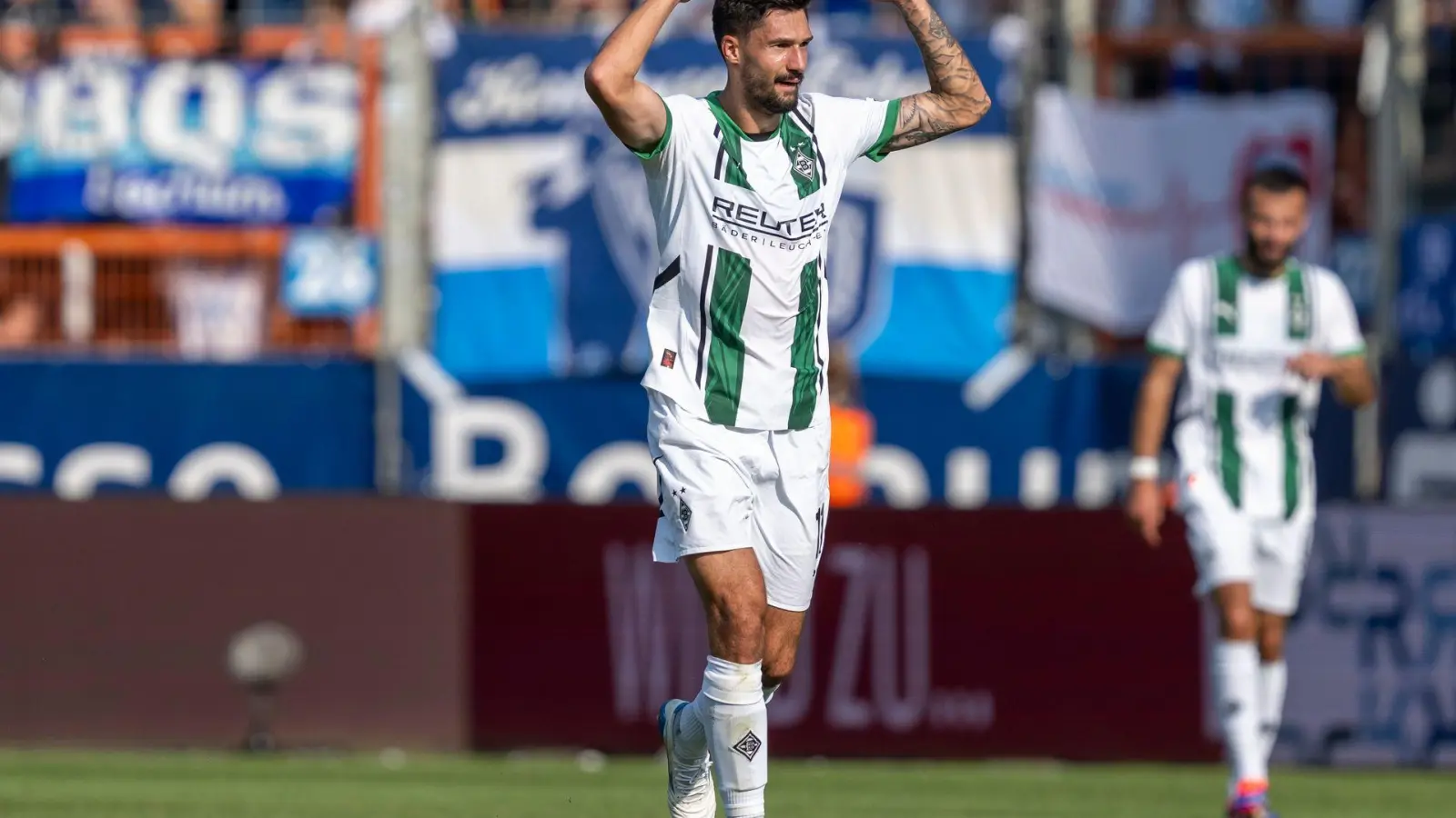 Matchwinner für Gladbach in Bochum: Torschütze Tim Kleindienst (Foto: David Inderlied/dpa)