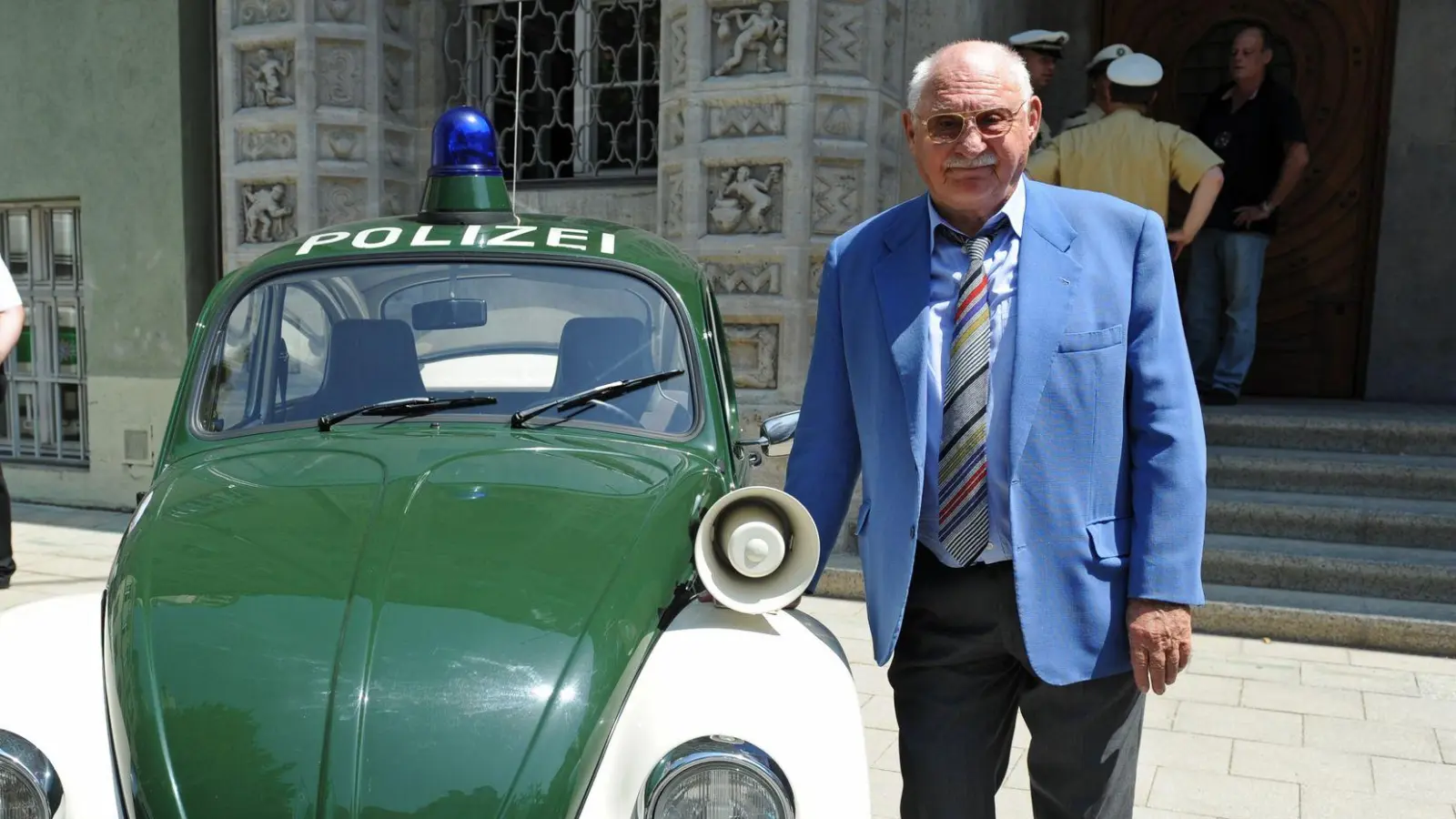  Rolf Schimpf wird 100. (Foto: Andreas Gebert/dpa)