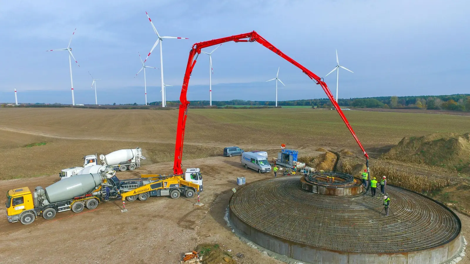 Preiszonen könnten Strom im Süden verteuern. (Archivbild) (Foto: Patrick Pleul/dpa-Zentralbild/dpa)