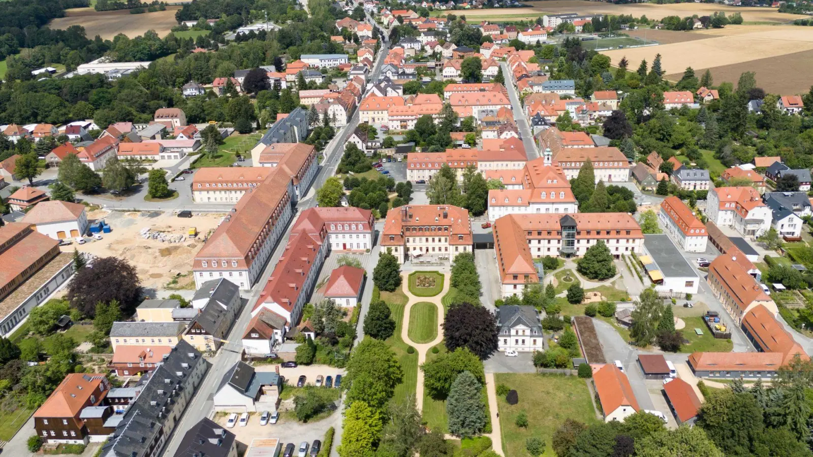 Die Brüdergemeine Herrnhut in Sachsen. (Foto: Sebastian Kahnert/dpa)