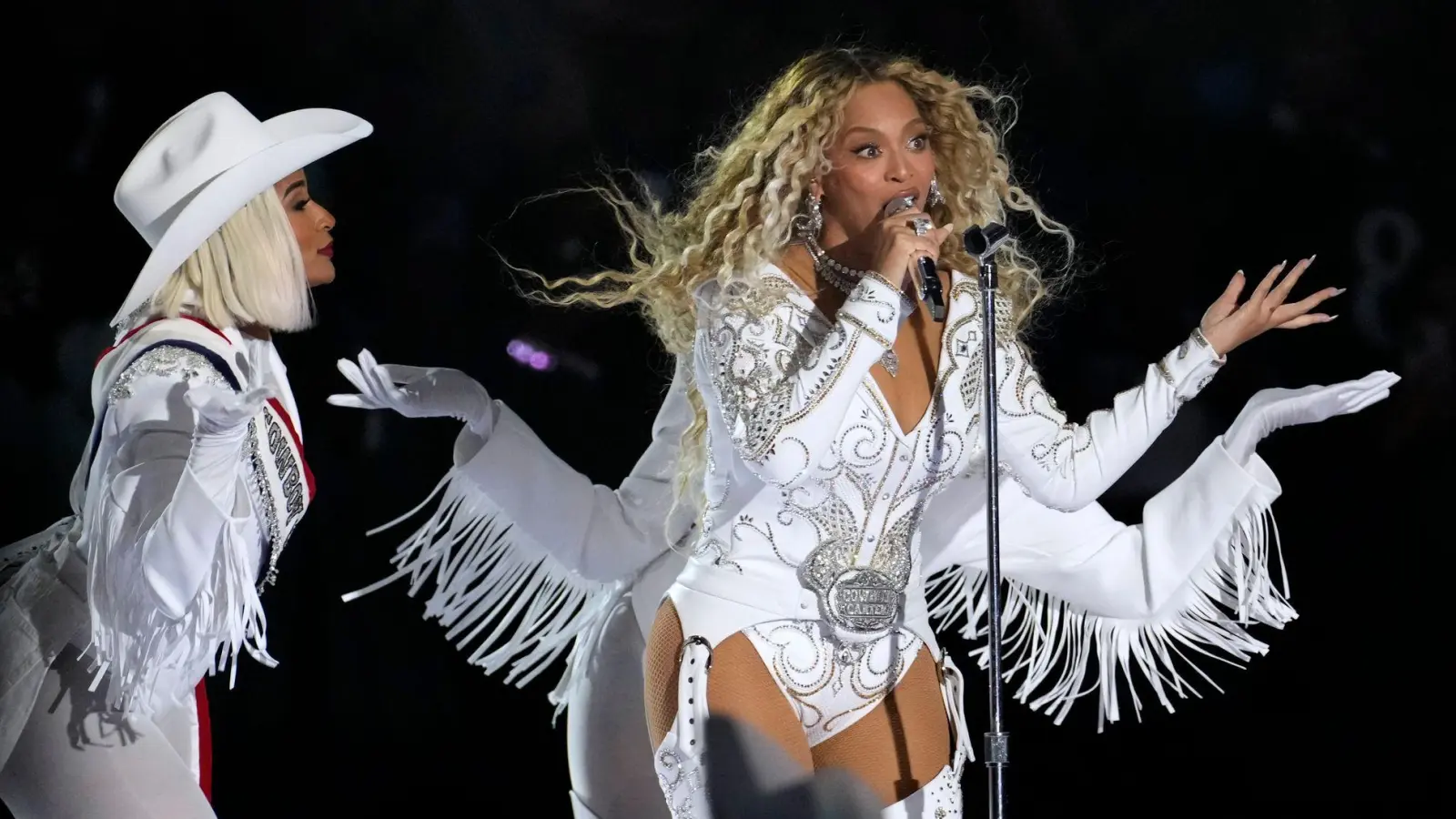 Beyoncé hatte parallel zu ihrem Auftritt beim NFL-Spiel in Houston eine mysteriöse Ankündigung gemacht. (Archivbild) (Foto: David J. Phillip/AP/dpa)