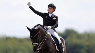 Das Erfolgsduo Isabell Werth und Wendy  (Foto: Rolf Vennenbernd/dpa)