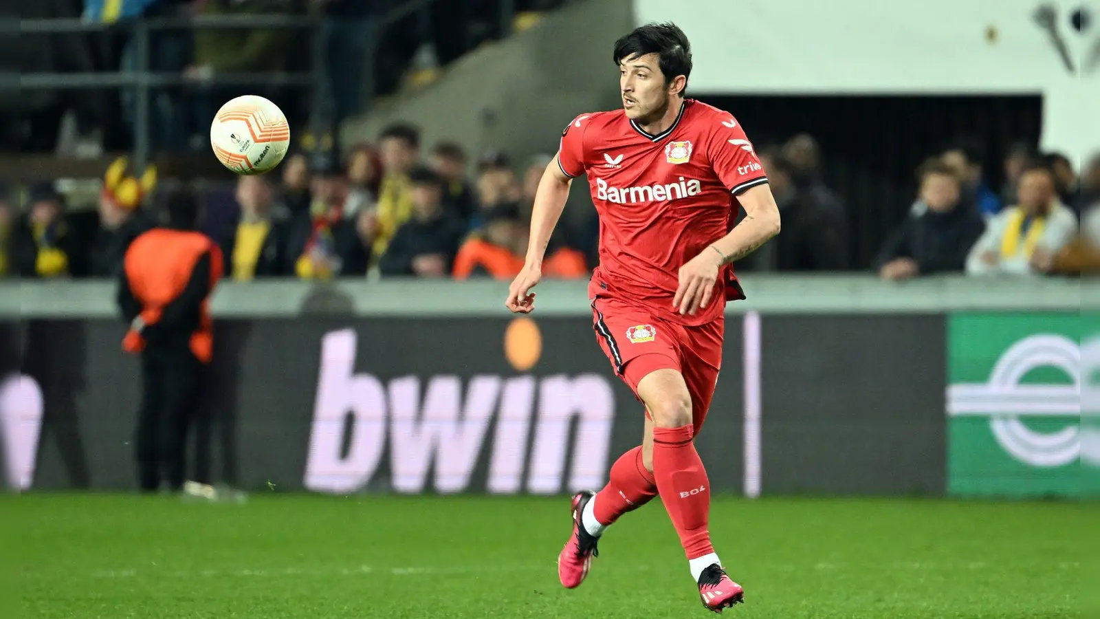 Sardar Azmoun wechselt laut Medien von Leverkusen nach Dubai.  (Foto: Federico Gambarini/dpa)