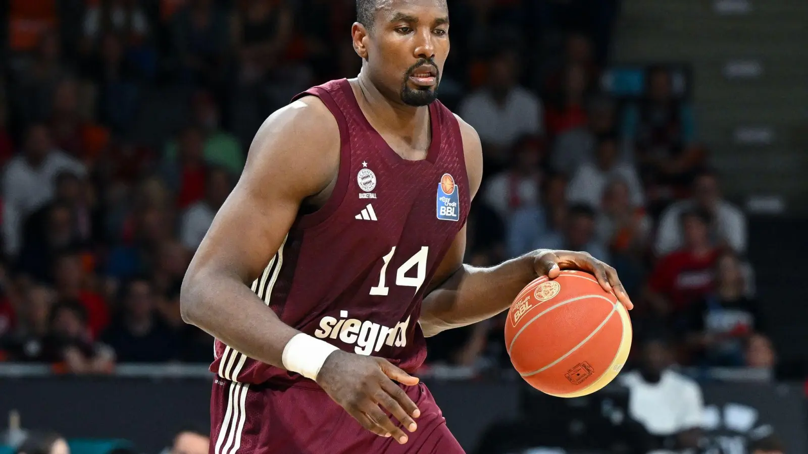 Serge Ibaka wechselt zu einem anderen EuroLeague-Club (Foto: Sven Hoppe/dpa)