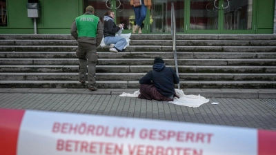 Schwierigkeiten bei der Mobilisierung: Katastrophenschutzübung abgebrochen.  (Foto: Kay Nietfeld/dpa)