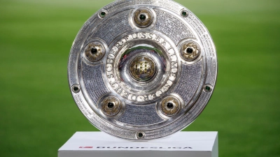 Auf den Rekordmeister FC Bayern München wartet zum Saisonauftakt der VfL Wolfsburg. (Foto: Matthias Balk/dpa)