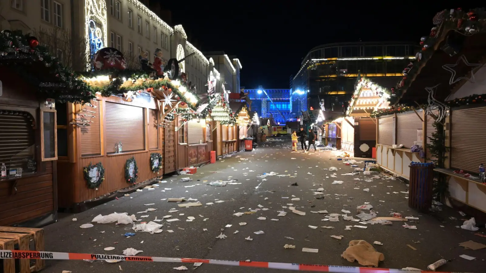 Bei dem Anschlag auf den Weihnachtsmarkt in Magdeburg gibt es Tote und viele Verletzte. (Foto: Heiko Rebsch/dpa)