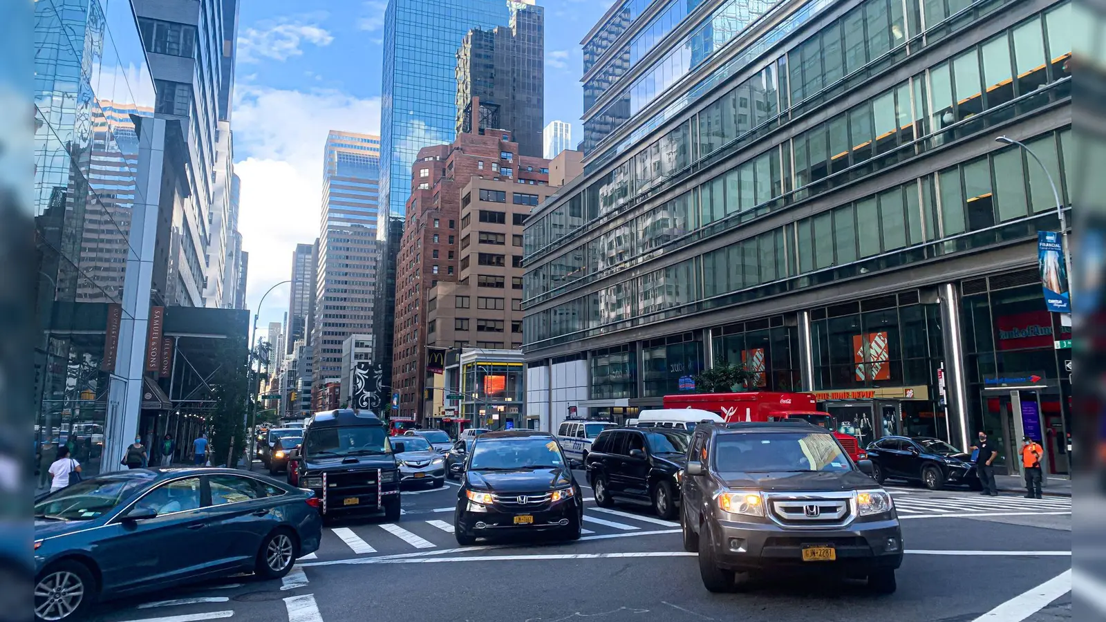 Verkehr auf den Straßen der US-Metropole New York.  (Foto: Niyi Fote/Zuma Press/dpa)