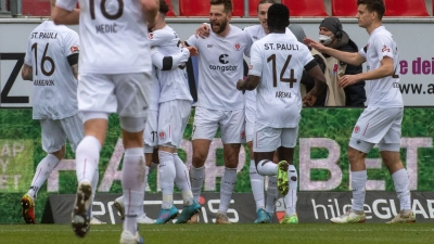 Auch der Zweitligist FC St. Pauli freut sich auf das Pokal-Viertelfinale. (Foto: Stefan Puchner/dpa)