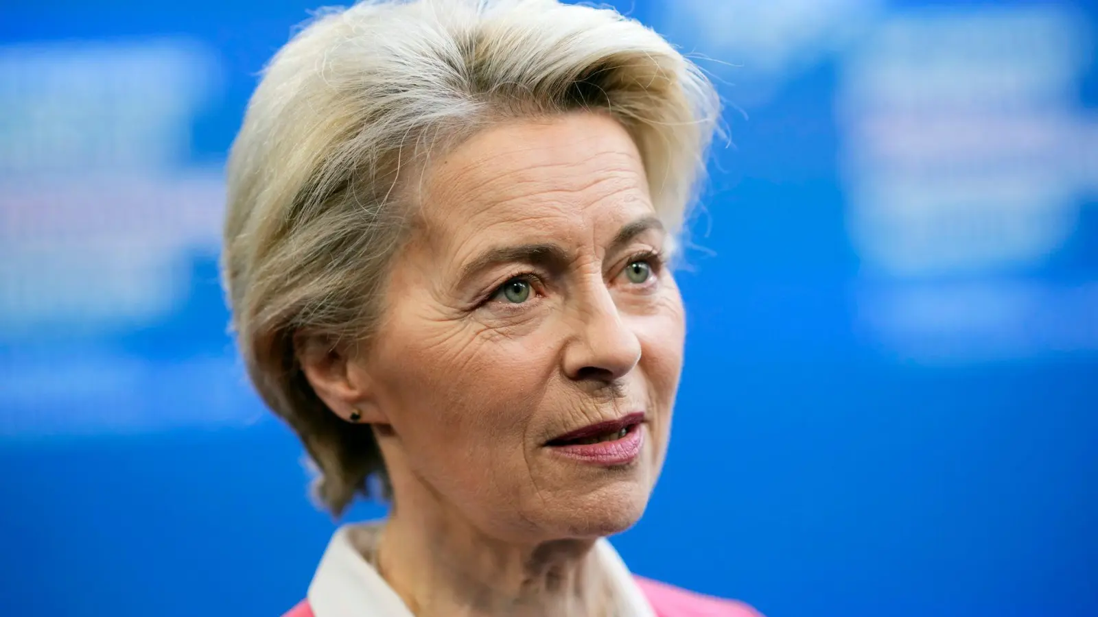 Vor ihrer politischen Laufbahn arbeitete Ursula von der Leyen als Assistenzärztin. (Archivbild) (Foto: Petr Josek/AP/dpa)