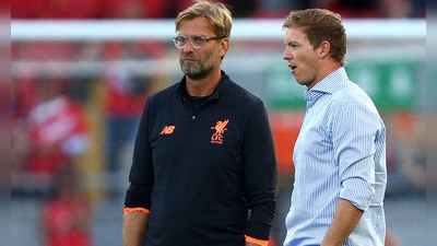 Spielten damals gegeneinander: Klopp und Nagelsmann. (Foto: Dave Thompson/AP/dpa)