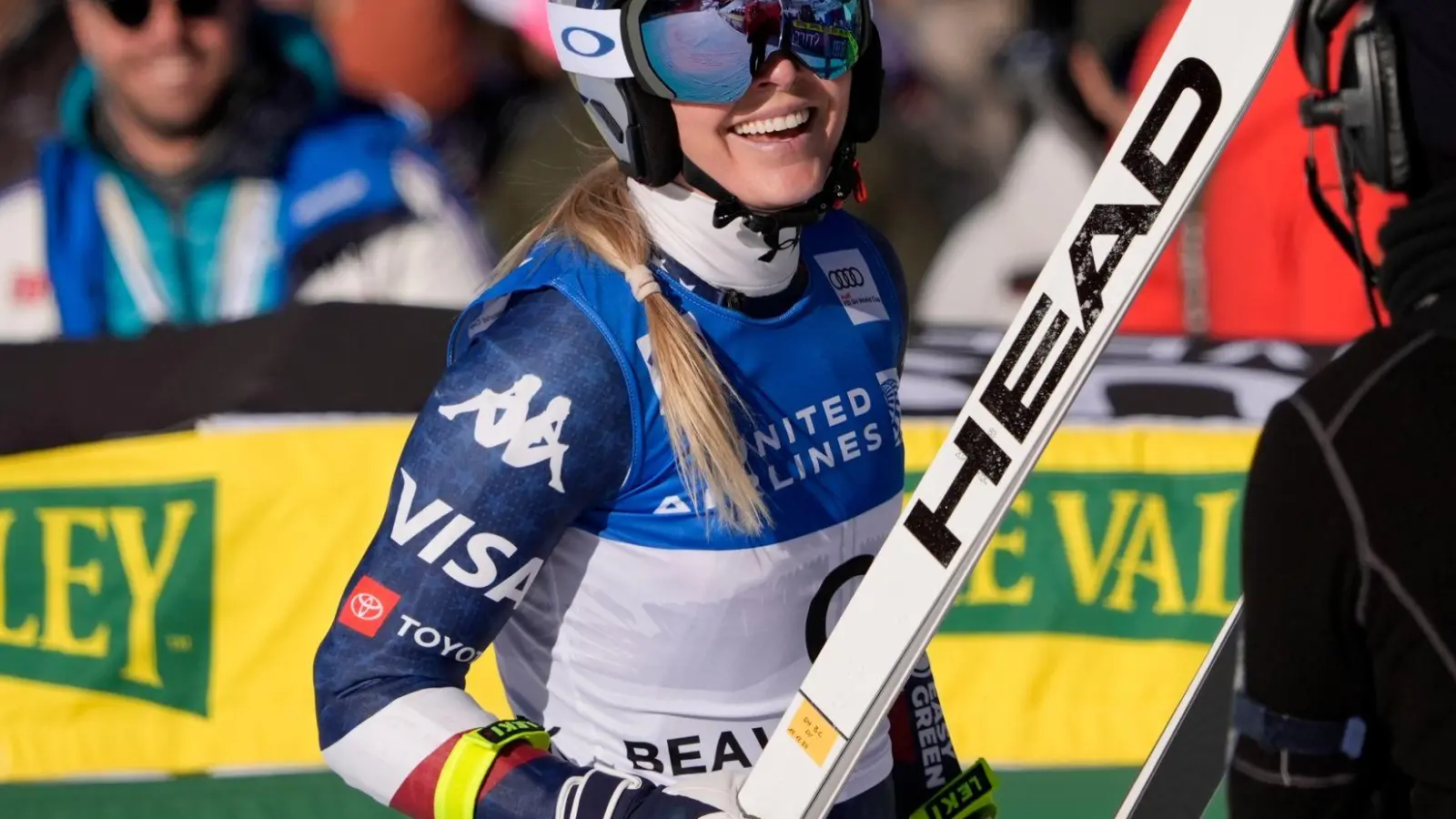 Happy und angriffslustig: Lindsey Vonn. (Foto: Robert F. Bukaty/AP/dpa)