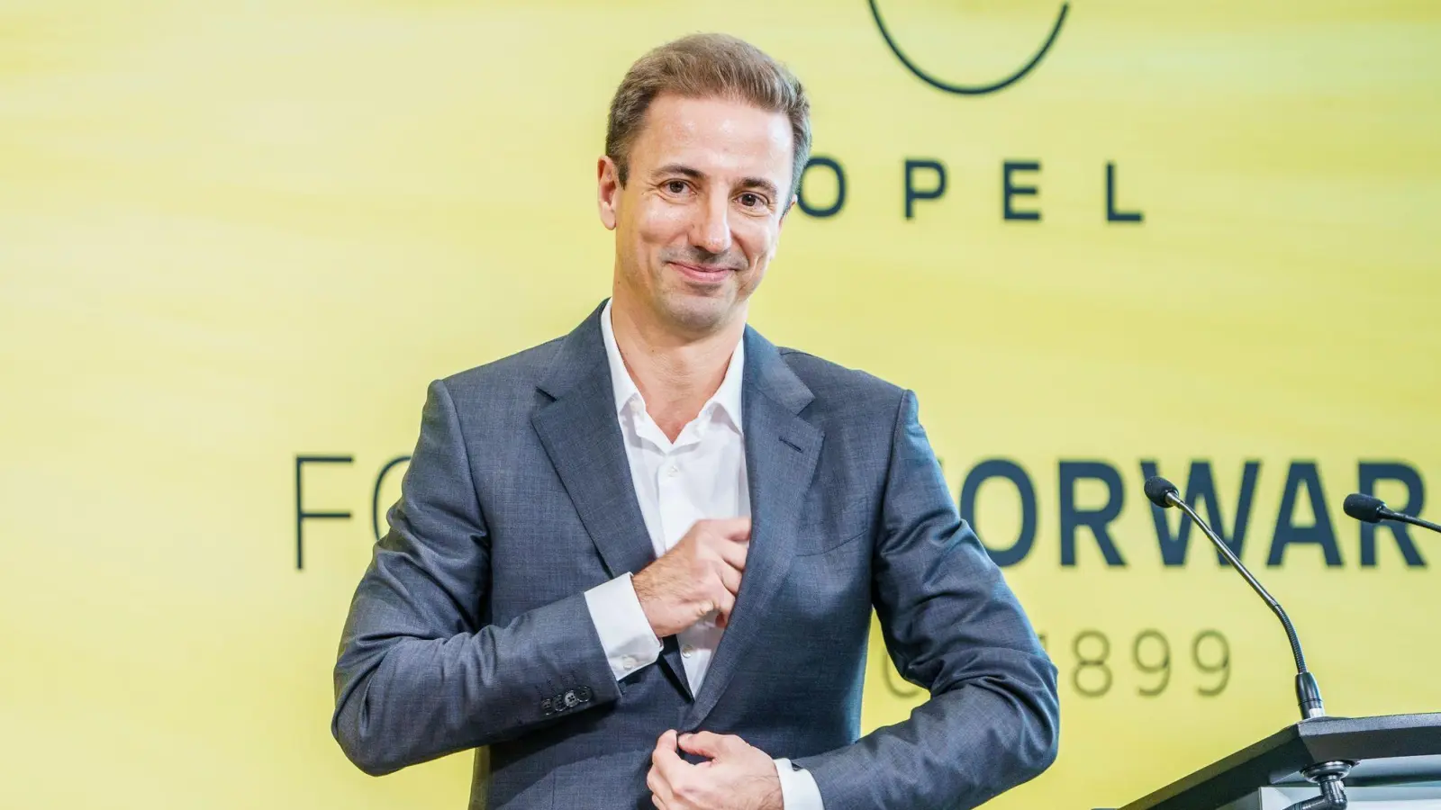 Bekommt bei Stellantis mehr Verantwortung: Opel-Chef Florian Huettl. (Foto: Andreas Arnold/dpa)