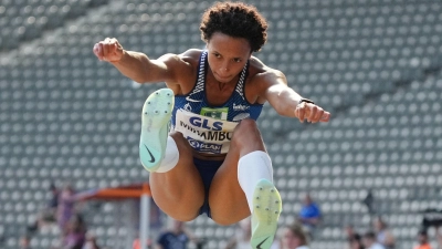 Geht vor der WM noch beim Diamond-League-Meeting in Stockholm an den Start: Malaika Mihambo. (Foto: Soeren Stache/dpa)