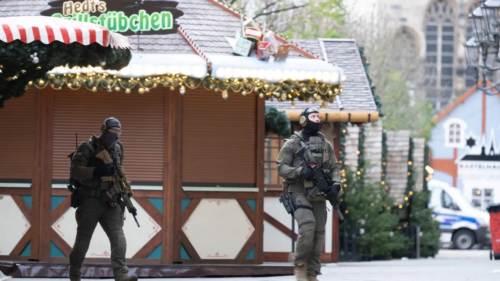 Am Tag nach der Attacke blieb der Magdeburger Weihnachtsmarkt geschlossen.  (Foto: Sebastian Kahnert/dpa)