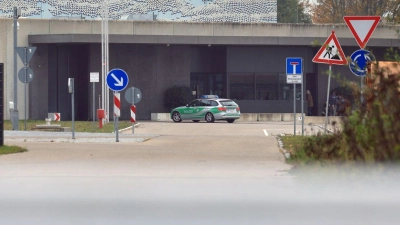 Die Ermittlungen in der JVA Gablingen weiten sich aus. (Foto: Karl-Josef Hildenbrand/dpa)