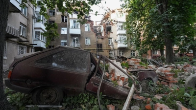 Mindestens sechs Menschen starben durch einen russischen Luftangriff auf ein Krankenhaus in der ukrainischen Stadt Sumy. (Archivbild) (Foto: Andrii Marienko/AP/dpa)