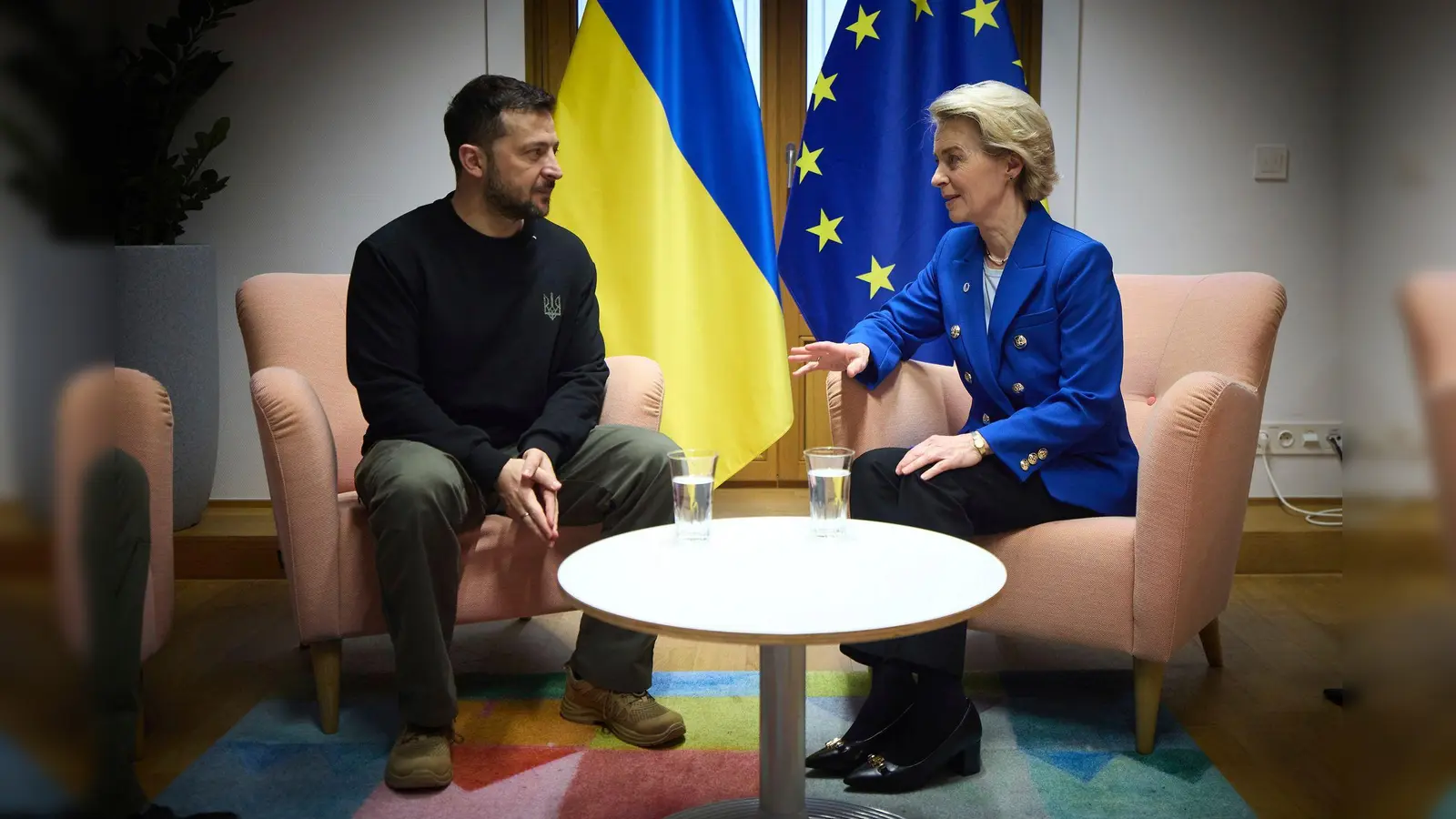 Von der Leyen bekräftigte die „unerschütterliche Unterstützung“ für die Ukraine. (Archivbild) (Foto: Ukraine Presidency/Planet Pix via ZUMA Press Wire/dpa)