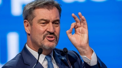 Es ist ein Ratschlag, der nicht jeden in Berlin freuen dürfte. Aus dem fernen Süden fordert CSU-Chef Söder den Bundesfinanzminister auf, die Koalition in der Bundesregierung platzen zu lassen. (Archivbild)  (Foto: Peter Kneffel/dpa)