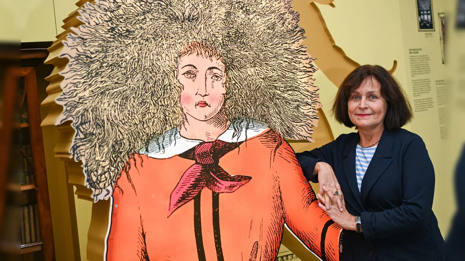 Beate Zekorn-von Bebenburg leitet das Frankfurter Struwwelpeter-Museum. (Foto: Arne Dedert/dpa)