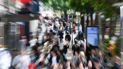 Der Konsum der Verbraucher erholt sich nur schleppend (Symbolbild). (Foto: Bernd Weißbrod/dpa)