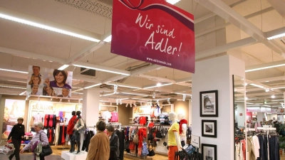 Adler-Modemärkte unter neuem Besitzer (Foto: Karl-Josef Hildenbrand/dpa)