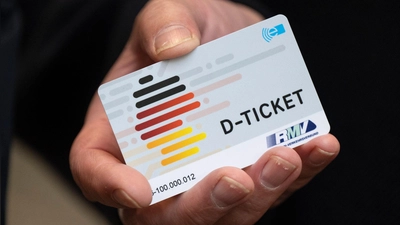 Bayern will für das Deutschlandticket nicht mehr zahlen. (Symbolbild) (Foto: Boris Roessler/dpa)