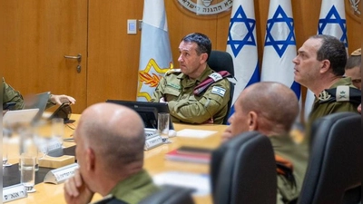 Israels Militärchef Herzi Halevi bei einer Sitzung im Hauptquartier der Armee in Tel Aviv. (Archivbild) (Foto: -/IDF via XinHua/dpa)