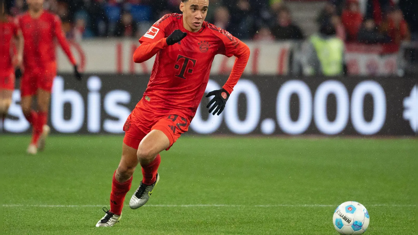 Jamal Musiala ist beim FC Bayern zurück. (Foto: Magdalena Henkel/dpa)