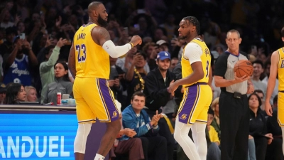 LeBron James und Bronny James haben NBA-Geschichte geschrieben. (Foto: Eric Thayer/AP/dpa)