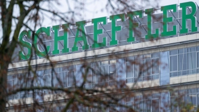 Der Zulieferer Schaeffler baut Tausende Stellen ab. (Archivbild) (Foto: Pia Bayer/dpa)