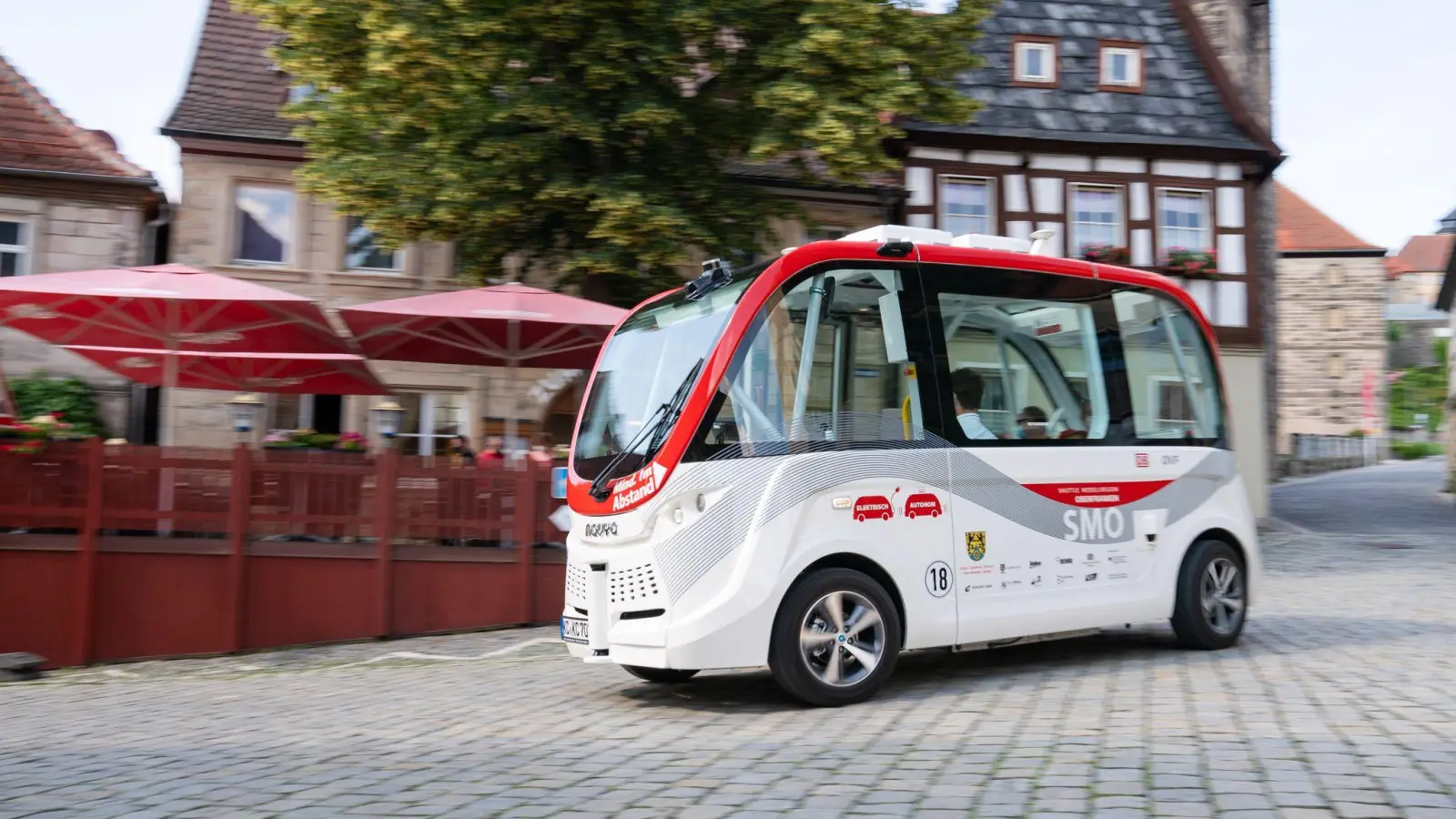 Das Projekt für die autonomen E-Shuttles in Oberfranken endet. (Archivbild) (Foto: Nicolas Armer/dpa)