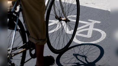 Der Senior stürzte in Schwaben mit seinem Fahrrad (Symbolfoto). (Foto: Sven Hoppe/dpa)