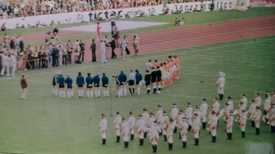 Die Dinkelsbühler Knabenkapelle spielte die Nationalhymnen vor dem Anstoß des WM-Finales 1974 in München. Vor 80.000 lautstarken Fans im Stadion war das gar nicht so einfach. (Foto: Friedrich Zinnecker)
