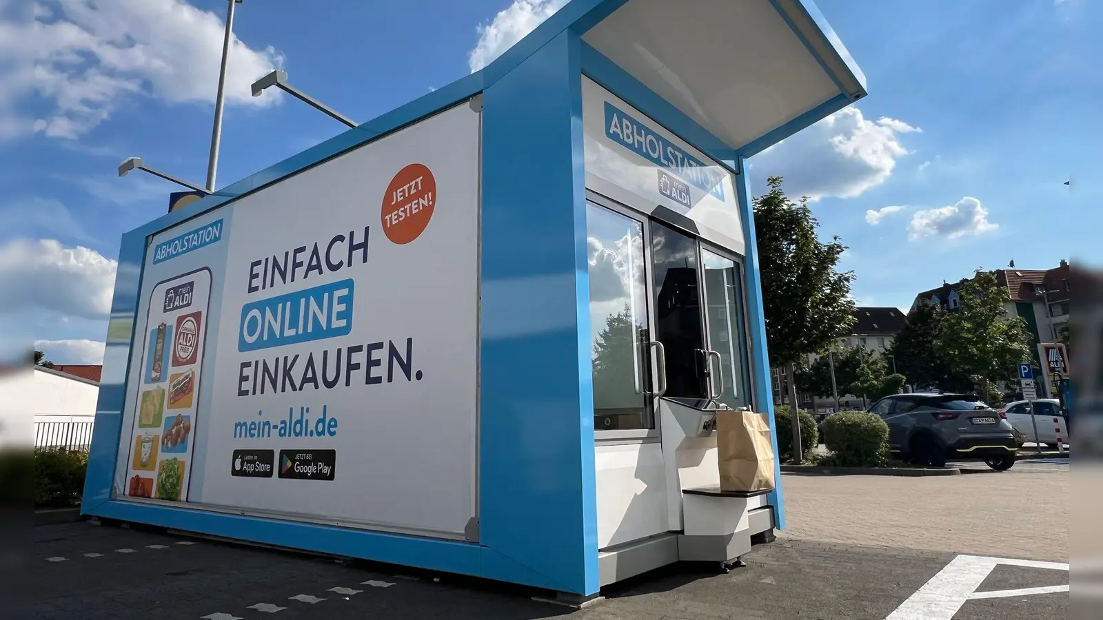 Aldi Süd und Rewe testen an einigen Standorten Abhol-Automaten für Lebensmittel. (Foto: Wolf von Dewitz/dpa)