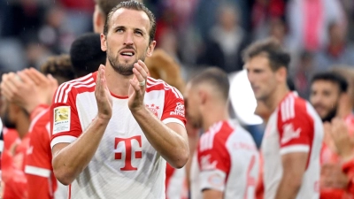 Bayerns Harry Kane erzielte in bislang zwei Bundesliga-Spielen drei Tore. (Foto: Peter Kneffel/dpa)