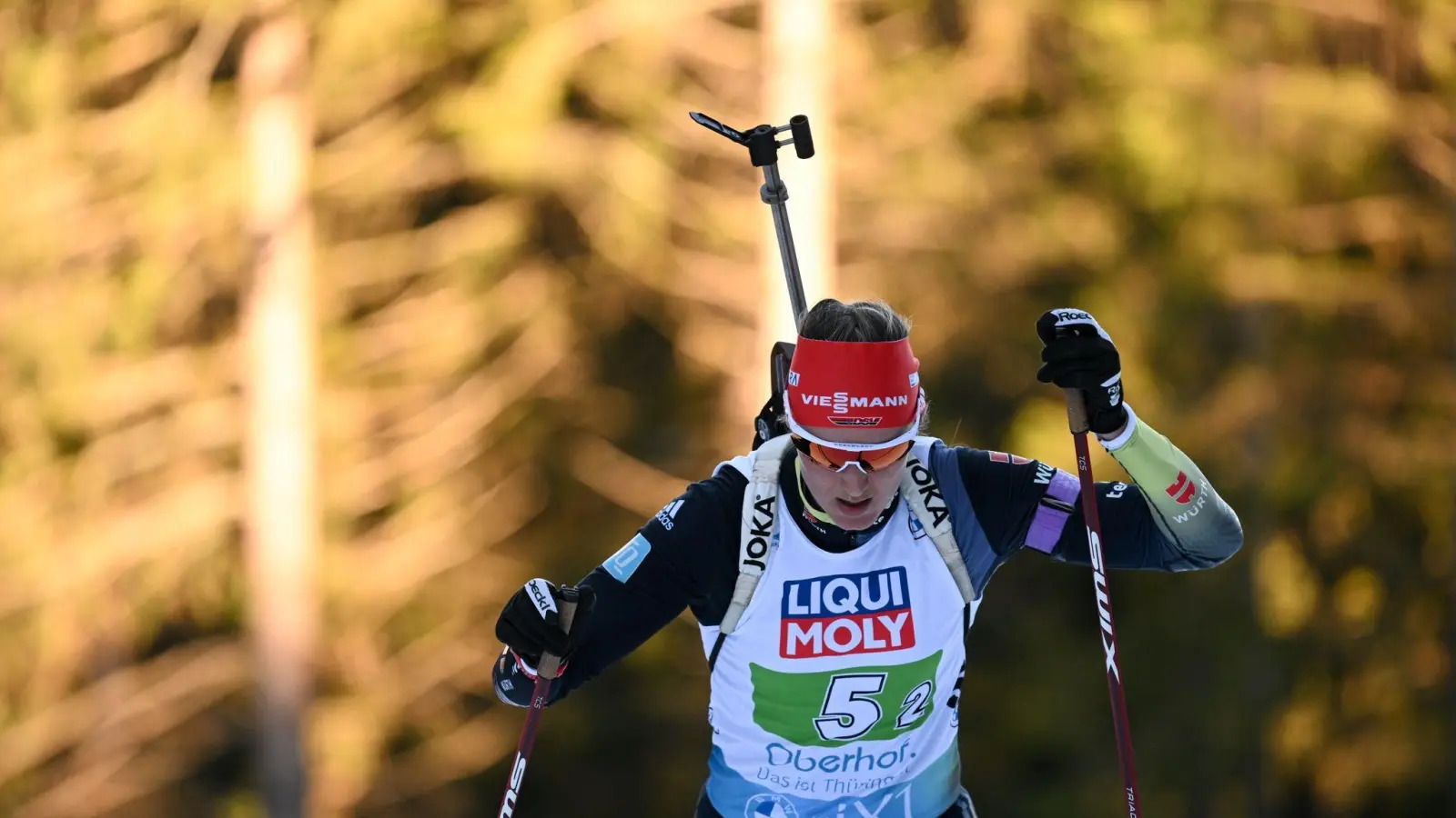 „Es ist schön zu sehen, dass der Weg so weitergeht und die Form da ist“, sagt Denise Herrmann-Wick. (Foto: Hendrik Schmidt/dpa)