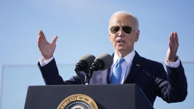 Der Demokrat Biden will es bei der Amtseinführung anders halten als sein republikanischer Vorgänger Trump. (Archivbild) (Foto: Mark Schiefelbein/AP)