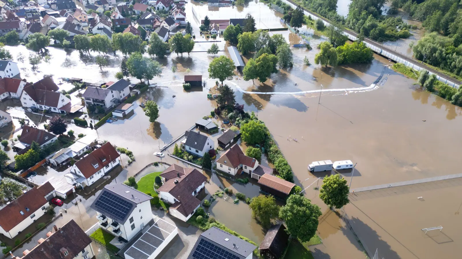 Das Hochwasser hat für viele Schäden gesorgt. (Archivbild) (Foto: Sven Hoppe/dpa)