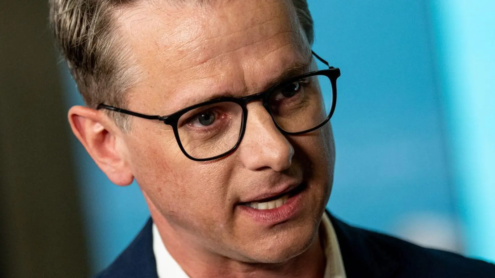 CDU-Generalsekretär Carsten Linnemann sieht nach dem Sieg der Union bei der Europawahl in Deutschland vor allem eine Niederlage der Ampel-Koalition von Kanzler Olaf Scholz. (Foto: Fabian Sommer/dpa)